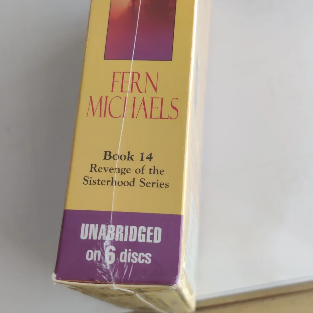 Fern Michaels 'Razor Sharp' Audiobook - Picture 3 of 4